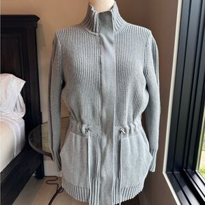 Gray Ribbed Knit Zip-Up Cardigan